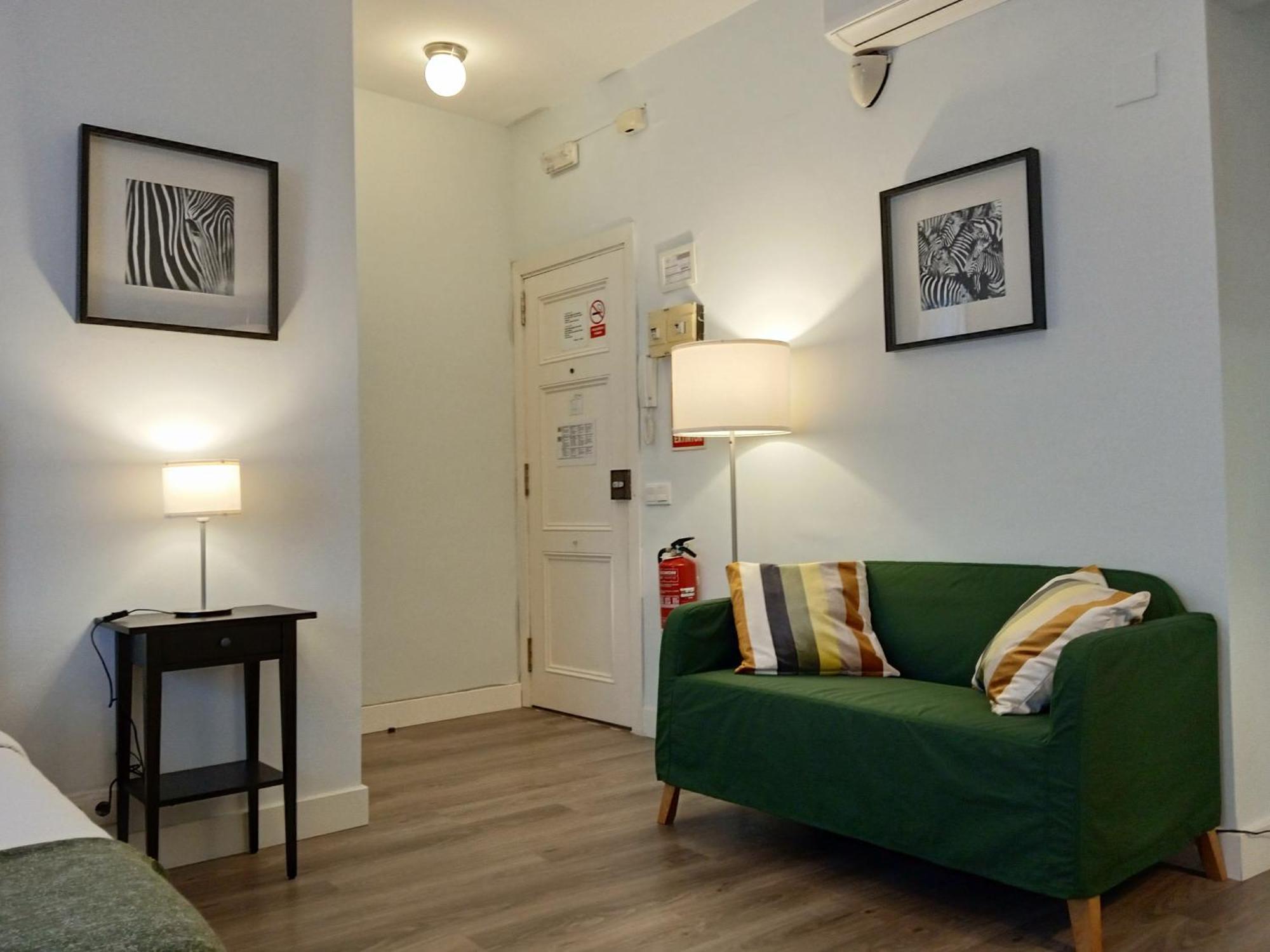 Colom Apartments — Photos 3